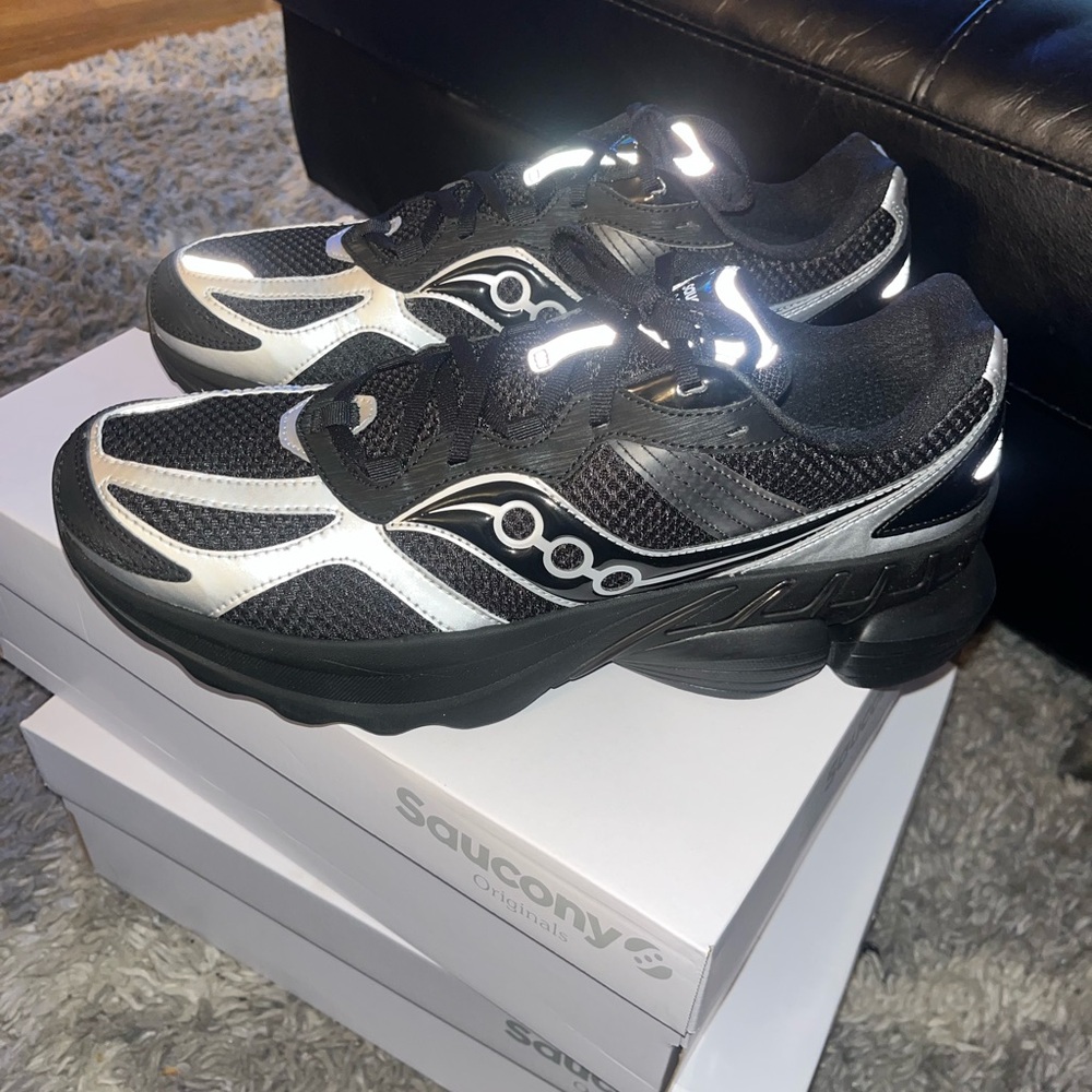 Saucony Black and Silver Athletic Shoes